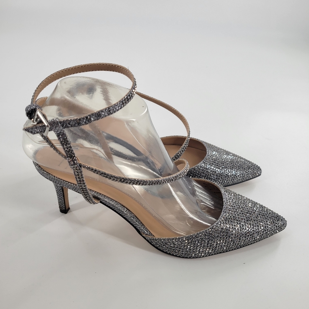 INC Lenii Evening Silver Studded Pumps Size 8‎ - Picture 2 of 7